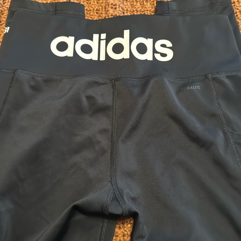 WMNS M BLACK full leg leggings great condition; worn and washed once